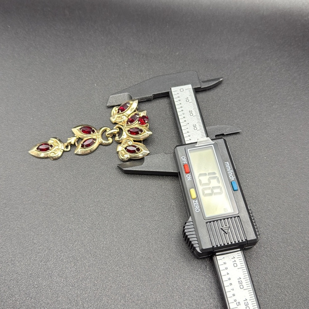 PRICE IS FIRM - Pyrope Garnet Vintage Edwardian 10K/Platinum Waterfall Brooch - Picture 11 of 16